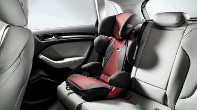 Автомобильное детское кресло Audi youngster plus child seat, misano red/black, артикул 4L0019904B