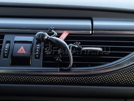 Ароматизатор воздуха в салон Audi Gecko Cockpit Air Freshener, Scent Woody, артикул 000087009D